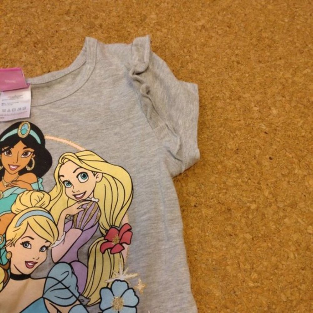 T-shirts - Picture 4 of 5